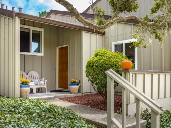 602 Acorn Ct, Pacific Grove, CA 93950