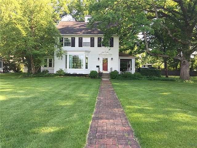 1st image of 535 Parkview Ave