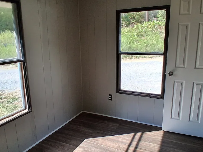 120 Joyner Ln — Photo 14