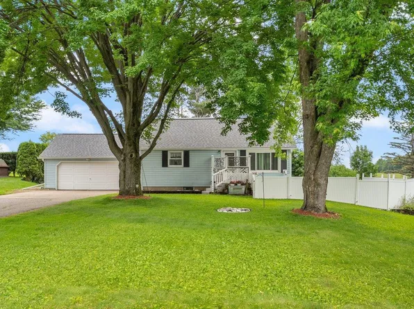 11165 MAIN STREET, Hewitt, WI 54441