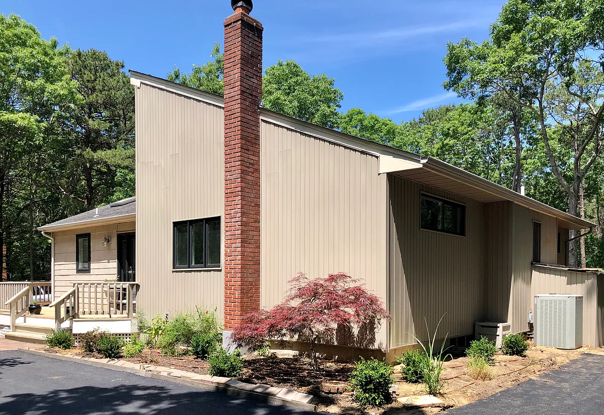 Building Photo - 7 Debras Way