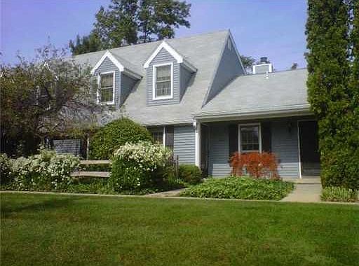 1st image of 1242 Lakeside Dr