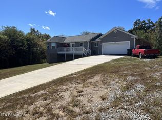 126 Burris Rd, Madisonville, TN 37354