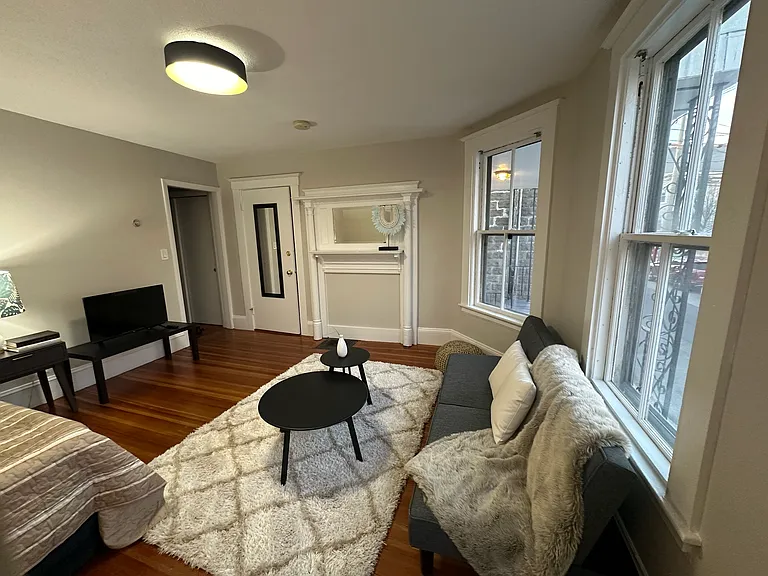 52 Bonair St #1A — Photo 39