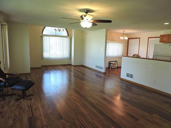 2nd image of 1526 Northfield Meadows Blvd APT 1