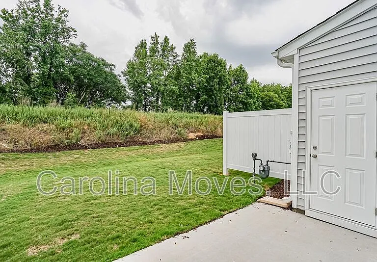 1358 Maplesmith Way — Photo 15