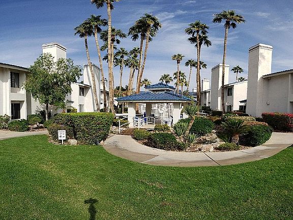 4th image of 1800 Clubhouse Dr Unit 44