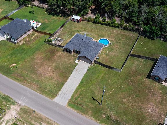 4th image of 10984 County Road 152 W