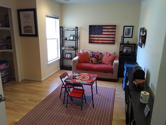 3rd bedroom / office / playroom