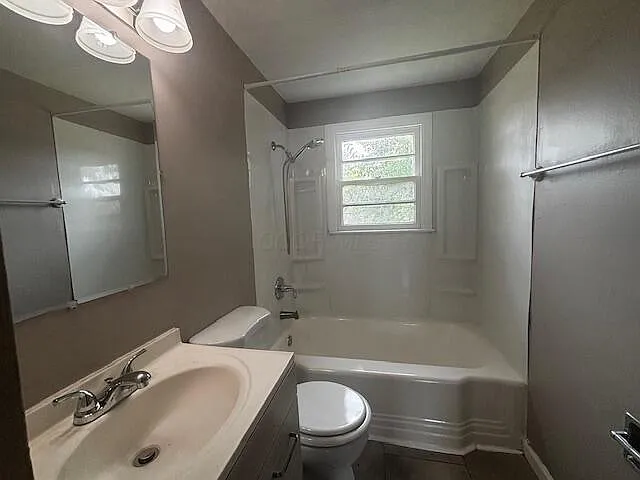 1335 E 25th Ave — Photo 10