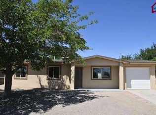 1324 Eucalyptus Dr, Las Cruces, NM 88001