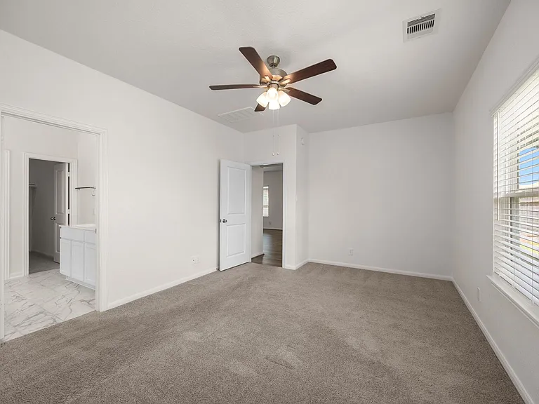 30419 Crystal Stream Ln — Photo 15