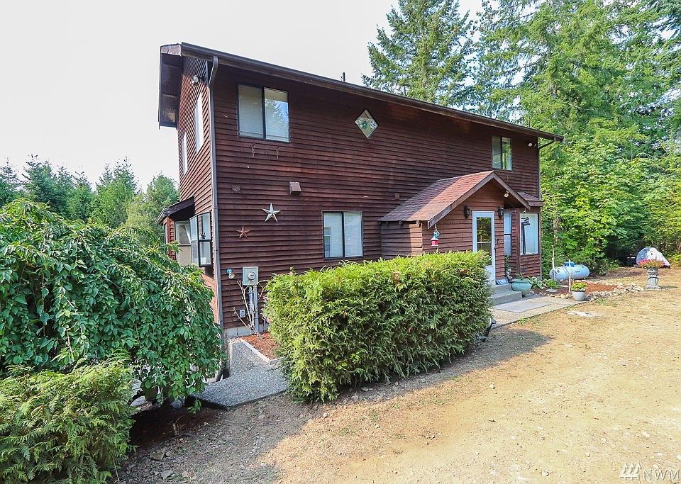 1st image of 13909 Jungle Ct NW