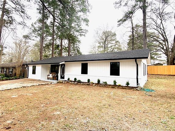 4th image of 1093 Owens Ave