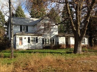 737 23rd Rd, Oakland, NE 68045