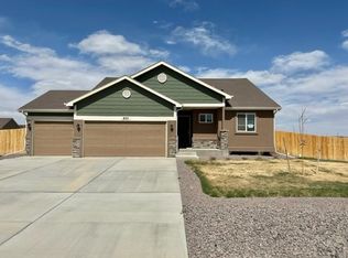 805 E Maybell Dr, Pueblo West, CO 81007