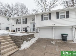 8805 Ohern St, Omaha, NE 68127