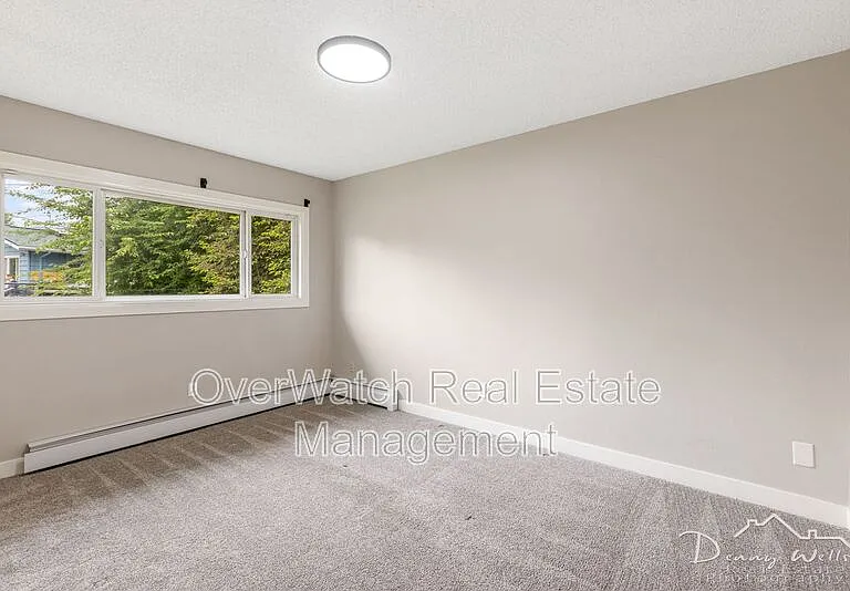 1821 Kodiak St — Photo 9