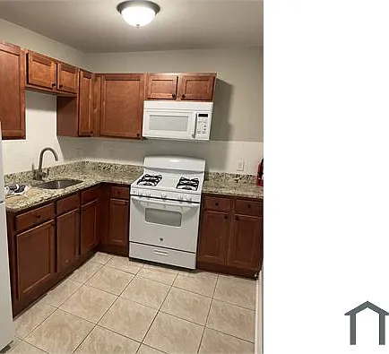 3 bed, 800 sqft, $1,700 — Photo 1