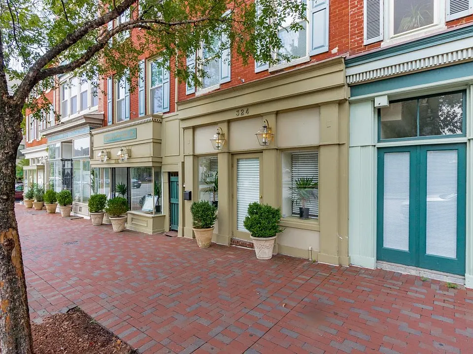 324 S Broadway #1