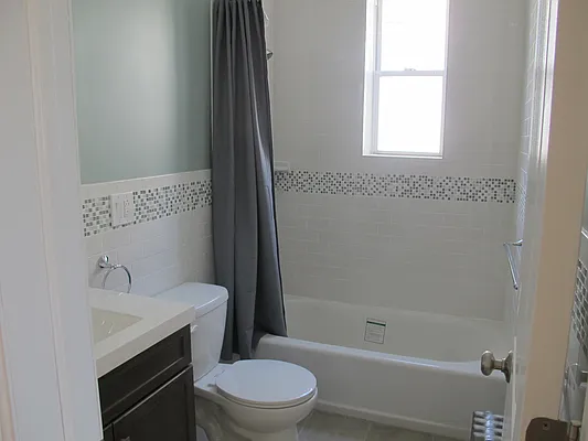 Rented by Dwell Residential Inc | media 18