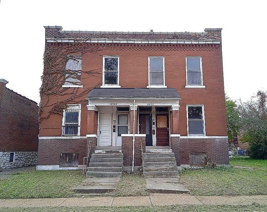 1st image of 4230 W Sacramento Ave