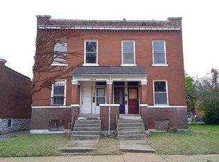 4230 W Sacramento Ave, Saint Louis, MO 63115
