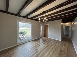 20101 W Good Hope Rd, Lannon, WI 53046