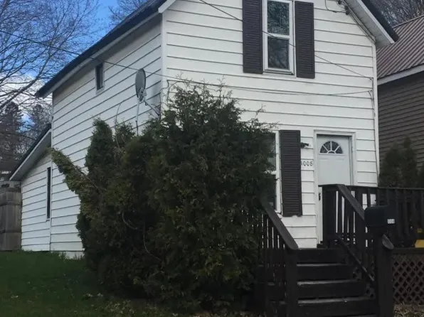 1008 Tweed St, Sault Sainte Marie, MI 49783