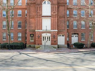 92 Main St APT 218, Deep River, CT 06417