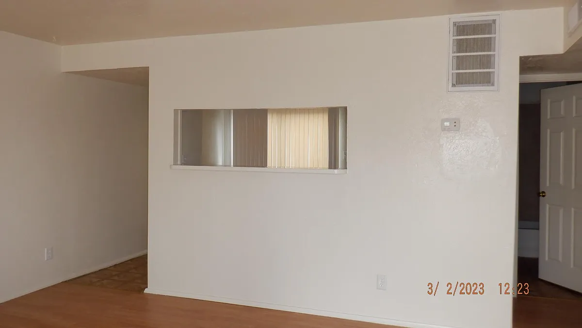 Building Photo - 1535 E 29th Ave #3