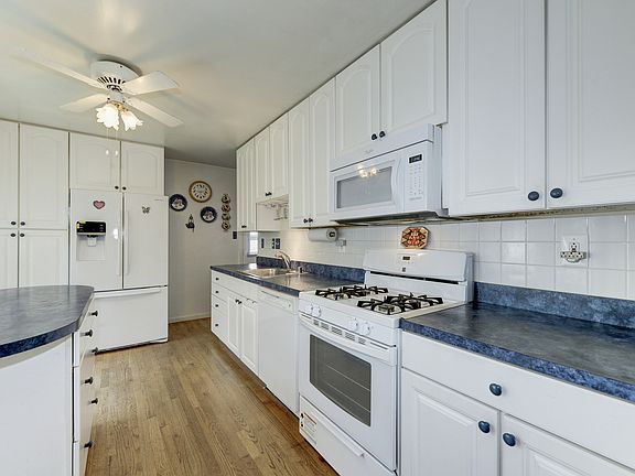 4th image of 13907 Marianna Drive