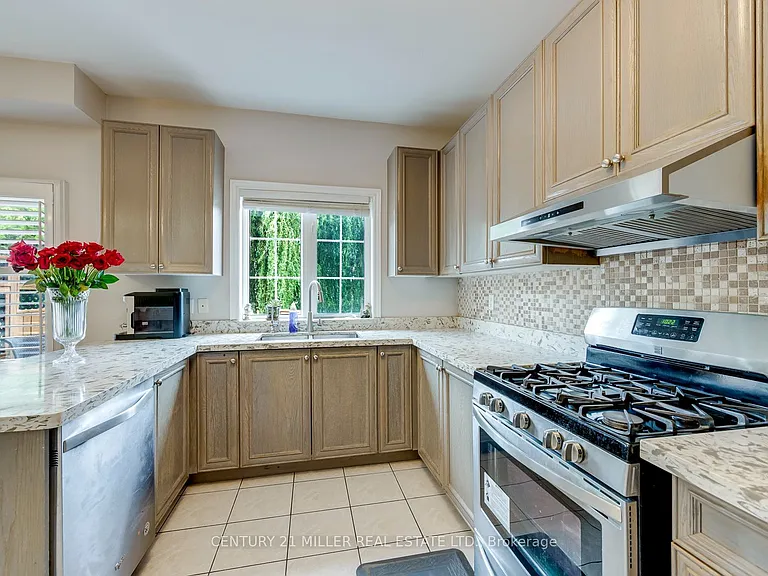 2564 N Ridge Trl — Photo 16