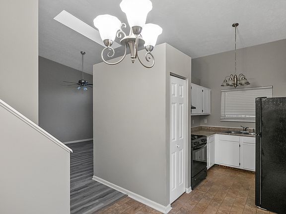 3rd image of 1210 Citation Cir W