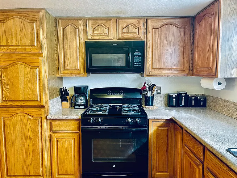2611 S Durango Dr #204 — Photo 14