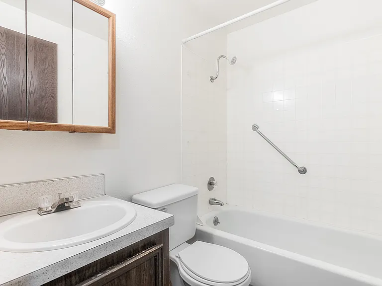 1 bed, 1 bath
