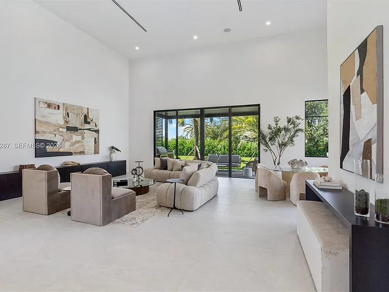 14930 SW 16th Ct — Photo 5