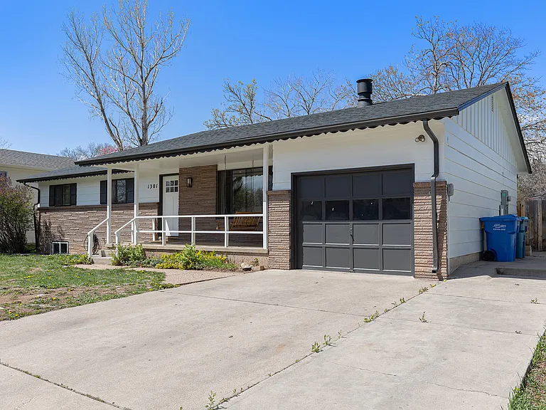 1301 Ponderosa Dr — Photo 26