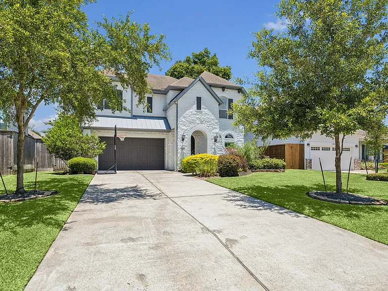 1360 Chippendale Rd — Photo 34