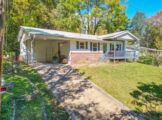 47 Soper Rd, Franklin, NC 28734