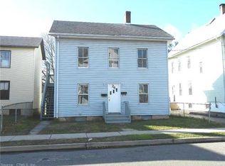 26 S 2nd St, Meriden, CT 06451