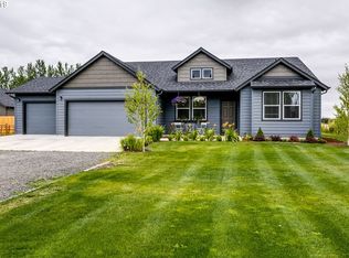 985 Sommerville Loop, Harrisburg, OR 97446