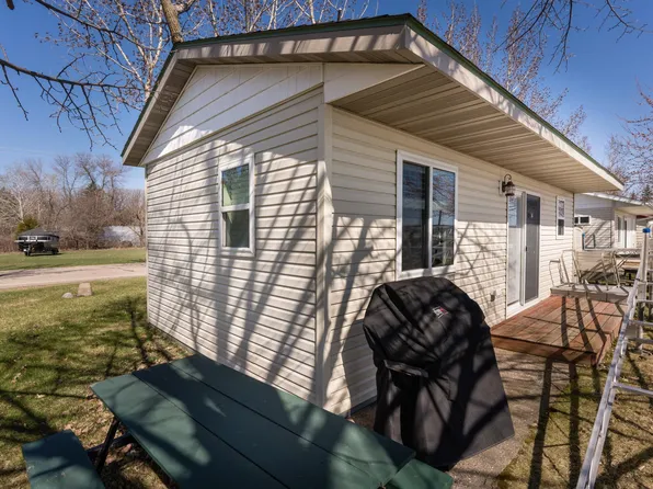 28414 County Highway 145 Unit 6, Battle Lake, MN 56515