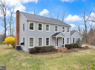 12007 Briar Patch Rd, Hume, VA 22639