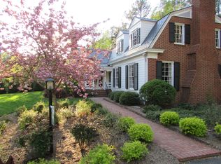 956 Meadow Ln, Henderson, NC 27536