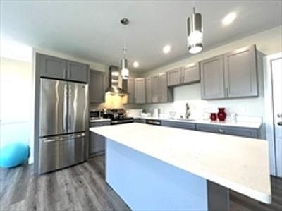 1st image of 365 Newport Ave #3