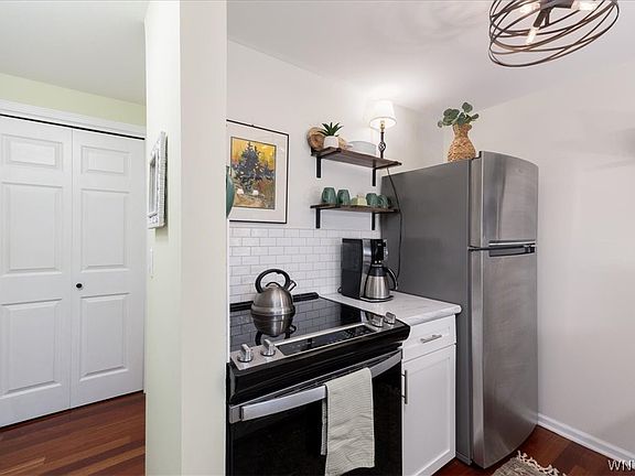 5th image of 270 Buffalo Rd APT 78