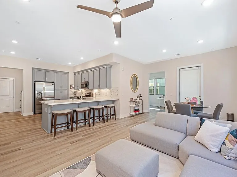 1000 Berryessa Ln #243 — Photo 7