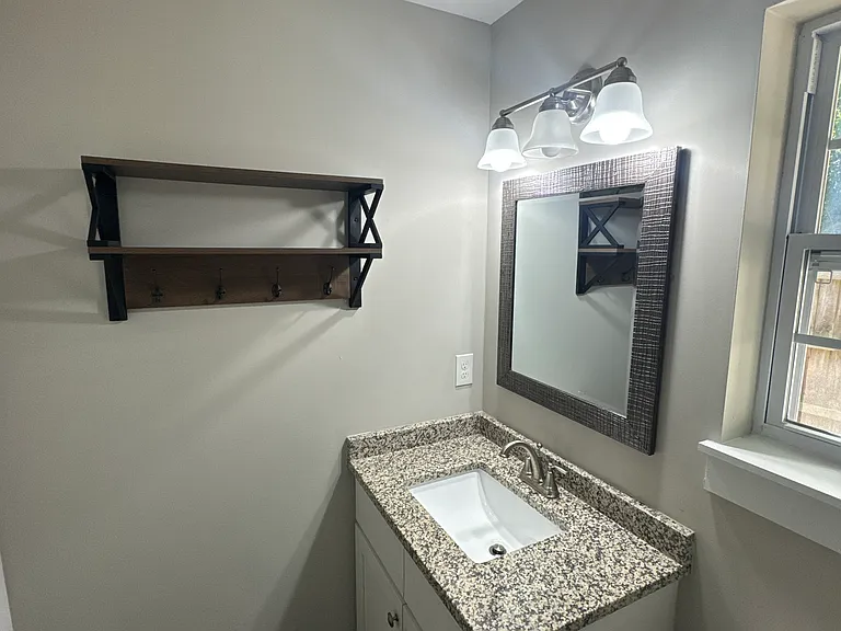 4100 Apex Dr — Photo 6
