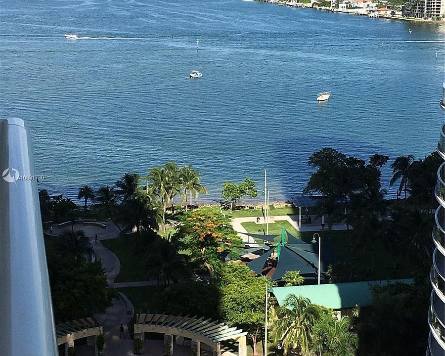 1st image of 1800 N Bayshore Dr APT 1615